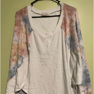 Beautiful tie dye balloon sleeve womens top
